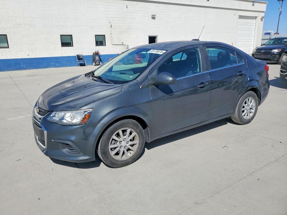 55178876 :رقم المزاد ، 1G1JD5SG3H4134837 vin ، 2017 Chevrolet Sonic مزاد بيع