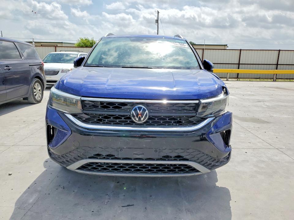 2024 Volkswagen Taos მანქანა იყიდება აუქციონზე, vin: 3VVVX7B22RM015961, აუქციონის ნომერი: 53565306