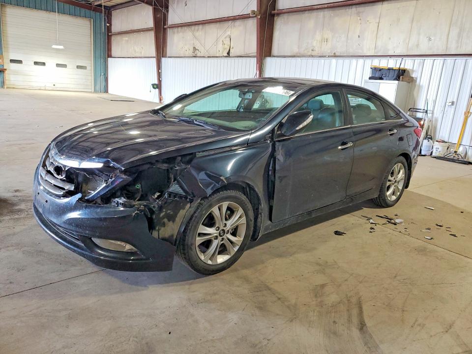 52411006 :رقم المزاد ، 5NPEC4AC1DH667911 vin ، 2013 Hyundai Sonata مزاد بيع