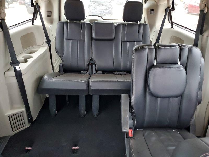 53715286 :رقم المزاد ، 2C4RC1BG9FR538516 vin ، 2015 Chrysler Town & Country مزاد بيع