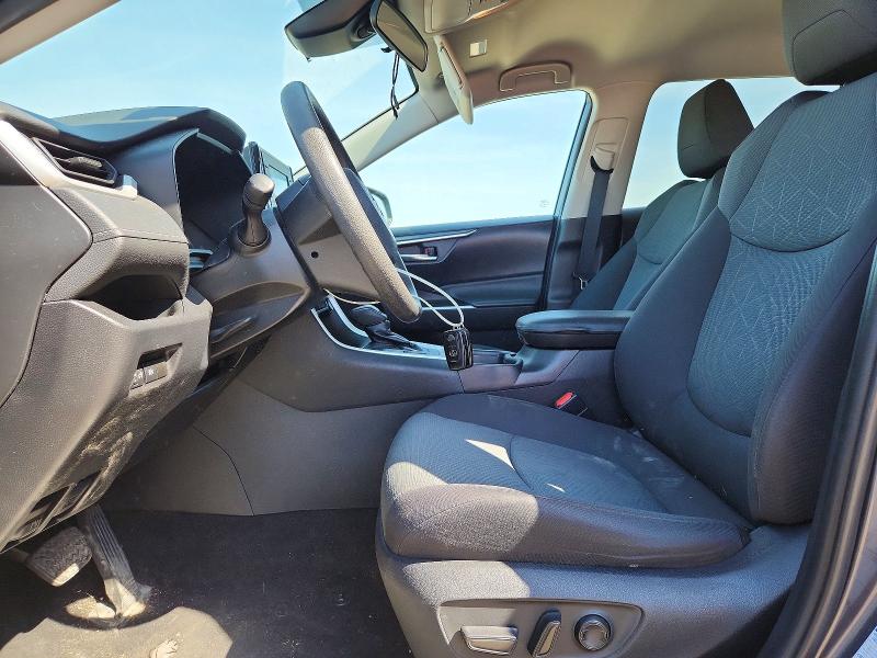51609536 :رقم المزاد ، 2T3P1RFV4MW200951 vin ، 2021 Toyota Rav4 مزاد بيع