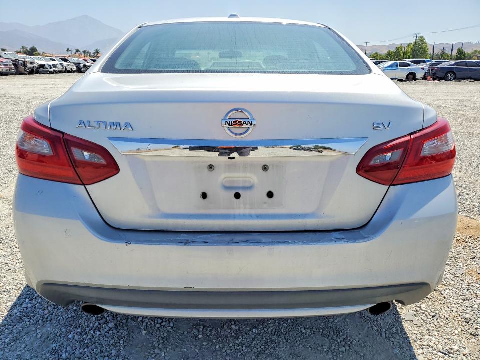 2018 Nissan Altima მანქანა იყიდება აუქციონზე, vin: 1N4AL3AP7JC154087, აუქციონის ნომერი: 53853376