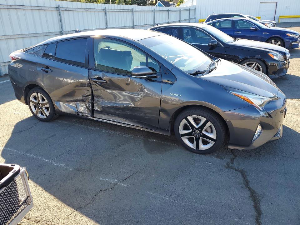 Продаж на аукціоні авто 2018 Toyota Prius, vin: JTDKARFU8J3065912, номер лоту: 55113836