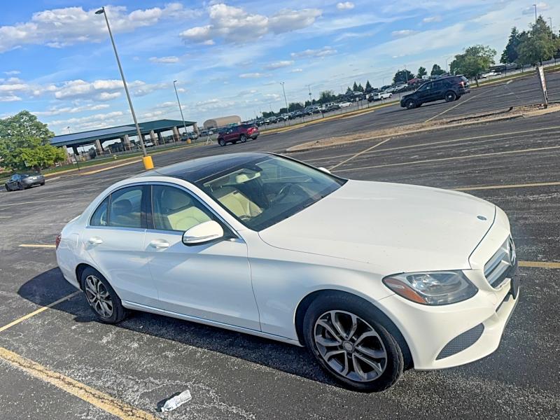 2015 Mercedes-benz C მანქანა იყიდება აუქციონზე, vin: 55SWF4KB4FU037530, აუქციონის ნომერი: 53472576