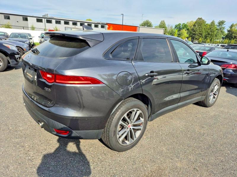 53378116 :رقم المزاد ، SADCJ2BV7HA050368 vin ، 2017 Jaguar F-pace مزاد بيع
