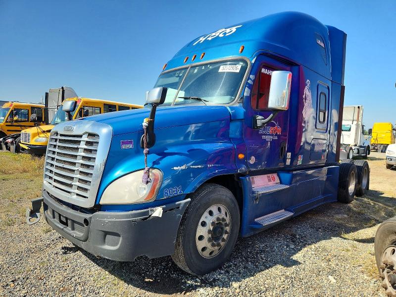 52512926 :رقم المزاد ، 3AKJGLDR2HSHZ6853 vin ، 2017 Freightliner Cascadia 125 مزاد بيع