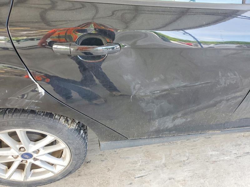 52452256 :رقم المزاد ، 1FADP3K2XHL267272 vin ، 2017 Ford Focus مزاد بيع