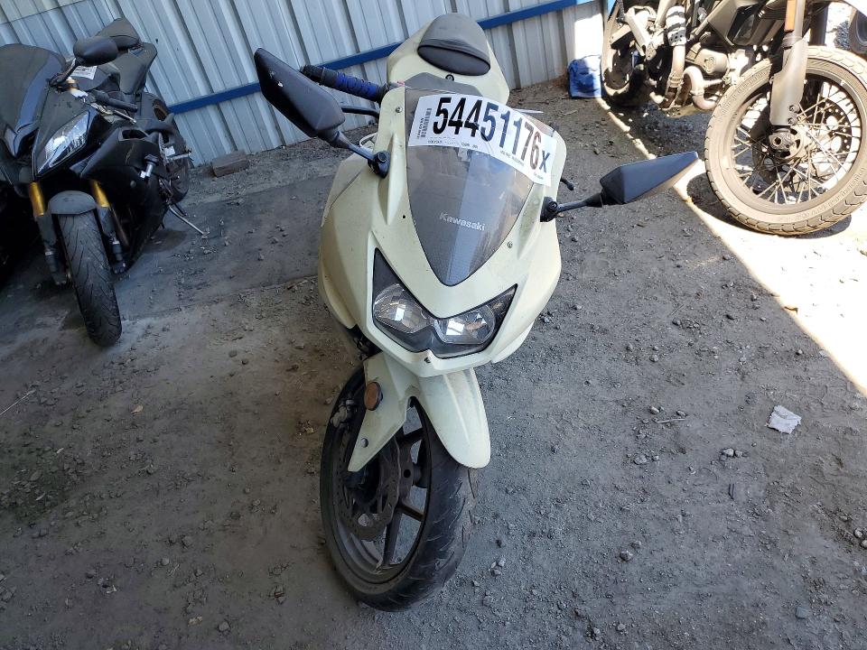 2008 Kawasaki Ex250 მანქანა იყიდება აუქციონზე, vin: JKAEXMJ178DA01003, აუქციონის ნომერი: 54451176