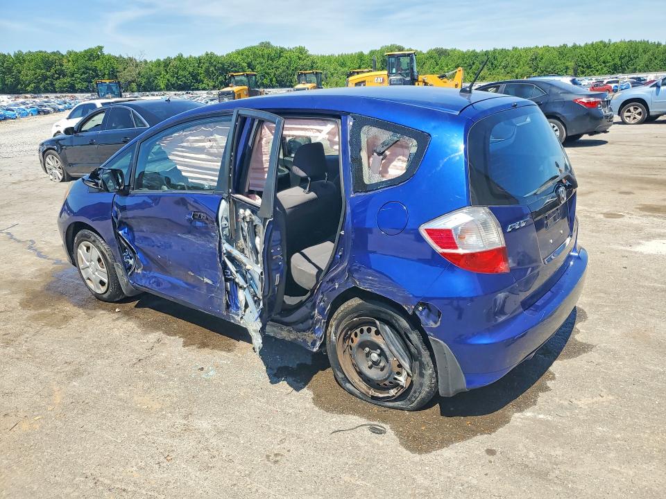 53572016 :رقم المزاد ، JHMGE8H33DC015768 vin ، 2013 Honda Fit مزاد بيع