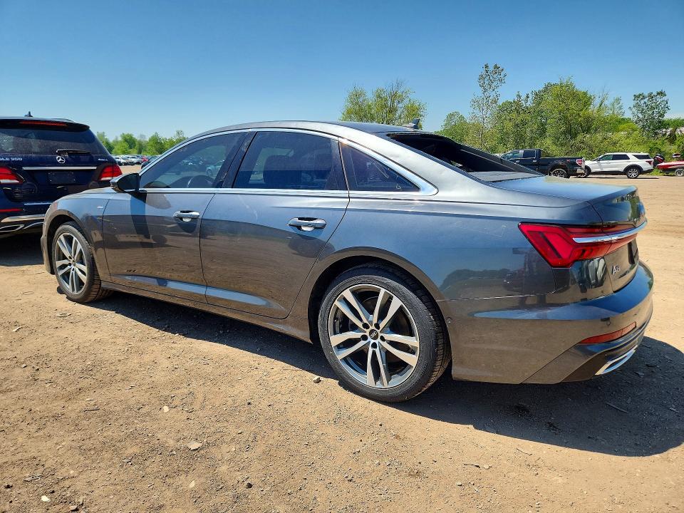 53297376 :رقم المزاد ، WAUL2AF28MN042346 vin ، 2021 Audi A6 مزاد بيع