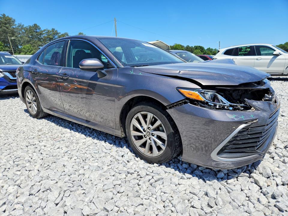 Продаж на аукціоні авто 2021 Toyota Camry, vin: 4T1C11AK5MU450396, номер лоту: 53705736