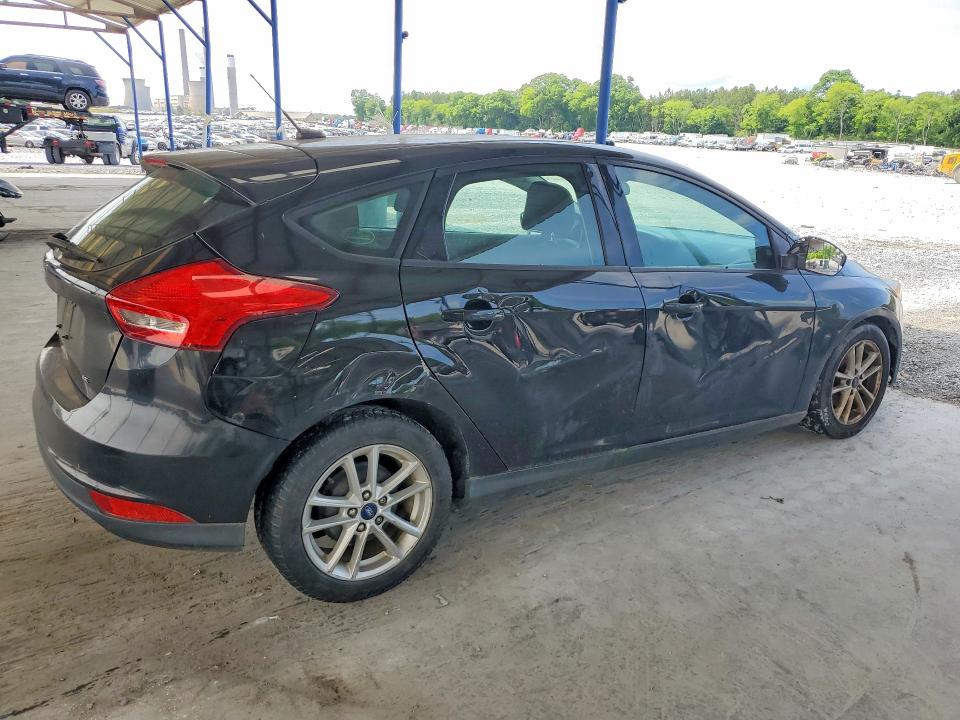 52452256 :رقم المزاد ، 1FADP3K2XHL267272 vin ، 2017 Ford Focus مزاد بيع