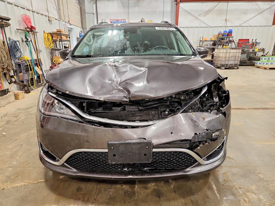 2017 Chrysler Pacifica მანქანა იყიდება აუქციონზე, vin: 2C4RC1EG7HR770532, აუქციონის ნომერი: 53782196