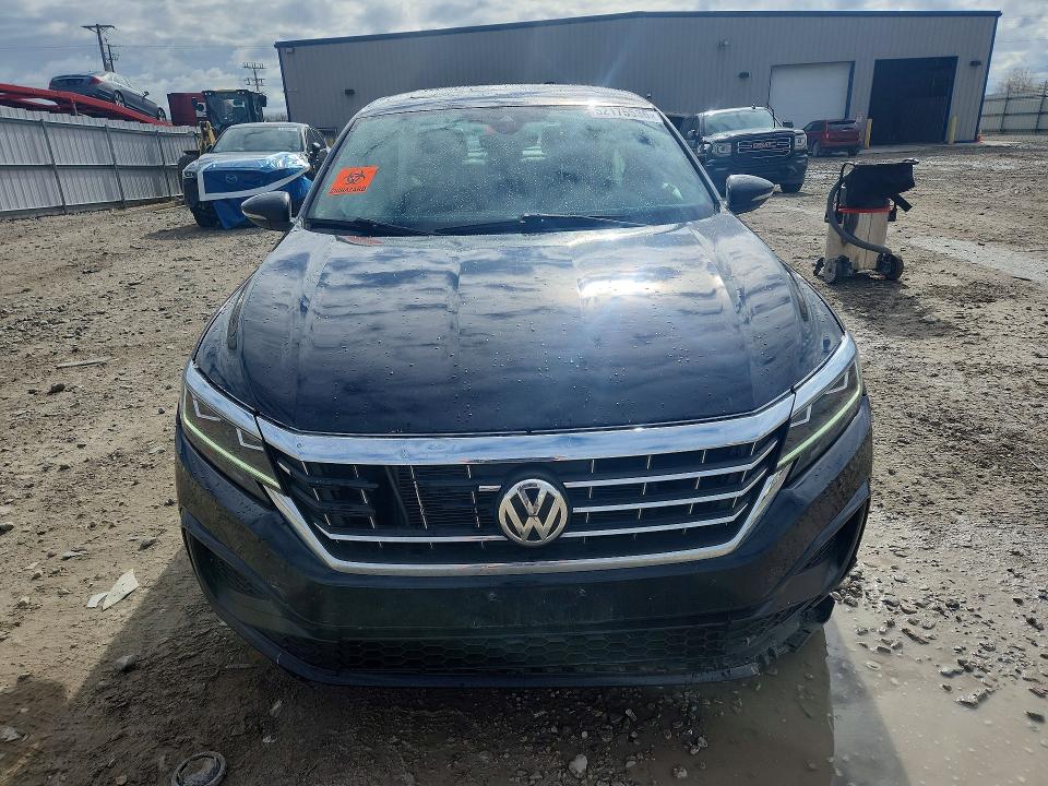 Продажа на аукционе авто 2020 Volkswagen Passat, vin: 1VWMA7A34LC013818, номер лота: 52175536