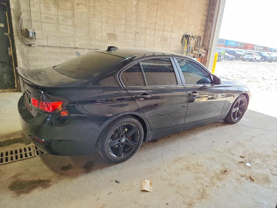 2015 Bmw 328 მანქანა იყიდება აუქციონზე, vin: WBA3C1C51FP852811, აუქციონის ნომერი: 51510506