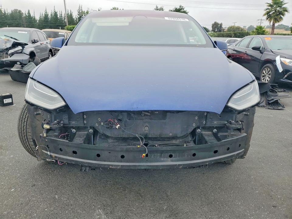 2017 Tesla Model X მანქანა იყიდება აუქციონზე, vin: 5YJXCBE21HF079588, აუქციონის ნომერი: 52866516