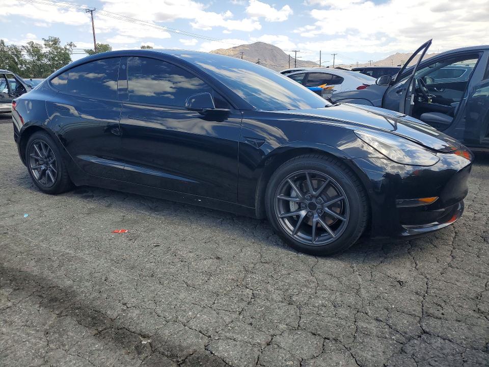 Продажа на аукционе авто 2021 Tesla Model 3, vin: 5YJ3E1EAXMF943011, номер лота: 55170776