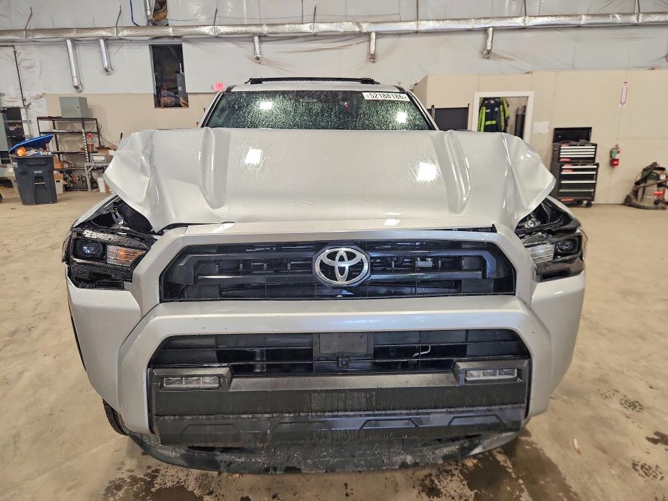 Продажа на аукционе авто 2025 Toyota 4runner, vin: JTEVA5BR9S5034922, номер лота: 52188186