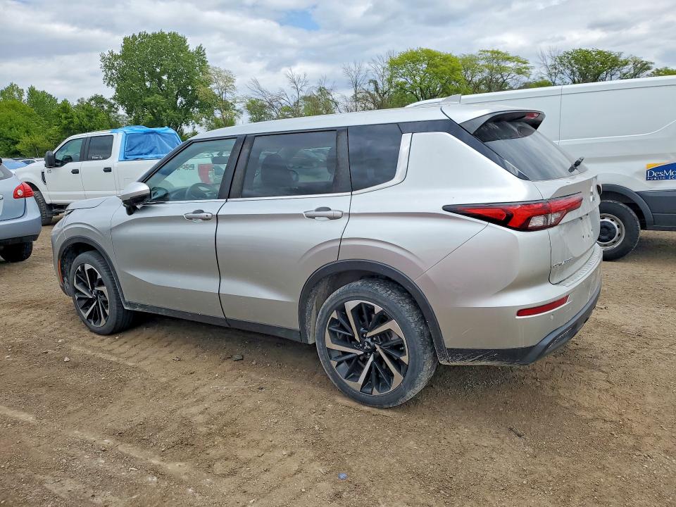 51609746 :رقم المزاد ، JA4J4TA8XNZ064381 vin ، 2022 Mitsubishi Outlander مزاد بيع