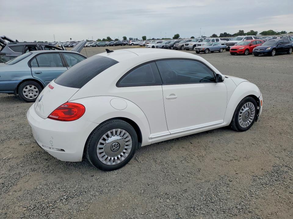 52244096 :رقم المزاد ، 3VWJP7AT7EM609167 vin ، 2014 Volkswagen Beetle مزاد بيع