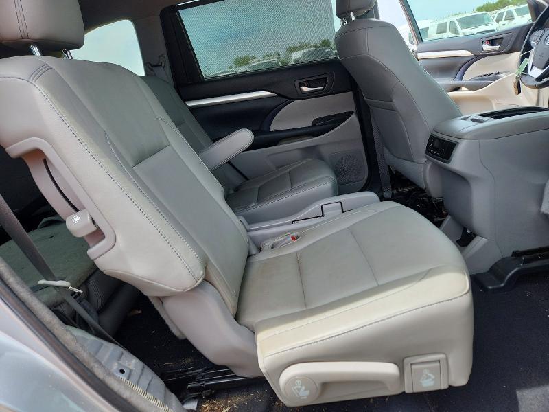 Продажа на аукционе авто 2015 Toyota Highlander, vin: 5TDJKRFH1FS187738, номер лота: 54881076