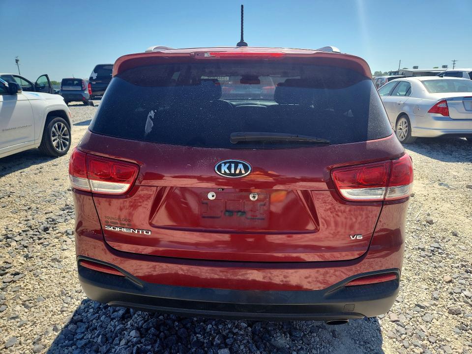 53443526 :رقم المزاد ، 5XYPGDA52HG188666 vin ، 2017 Kia Sorento مزاد بيع