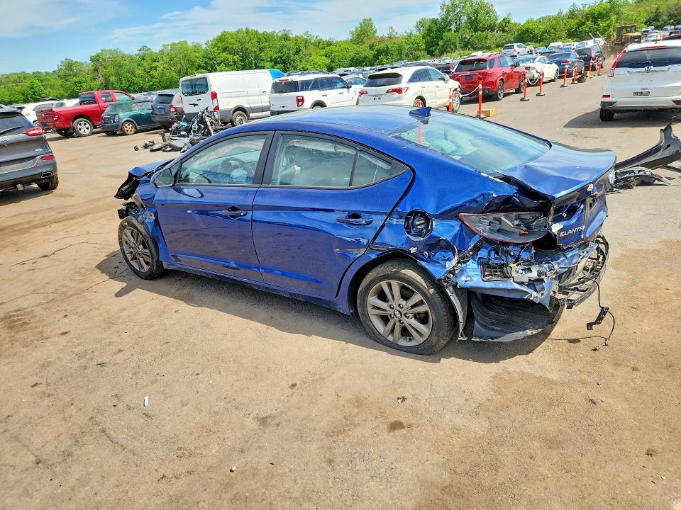 54585476 :رقم المزاد ، 5NPD84LF3JH384555 vin ، 2018 Hyundai Elantra مزاد بيع