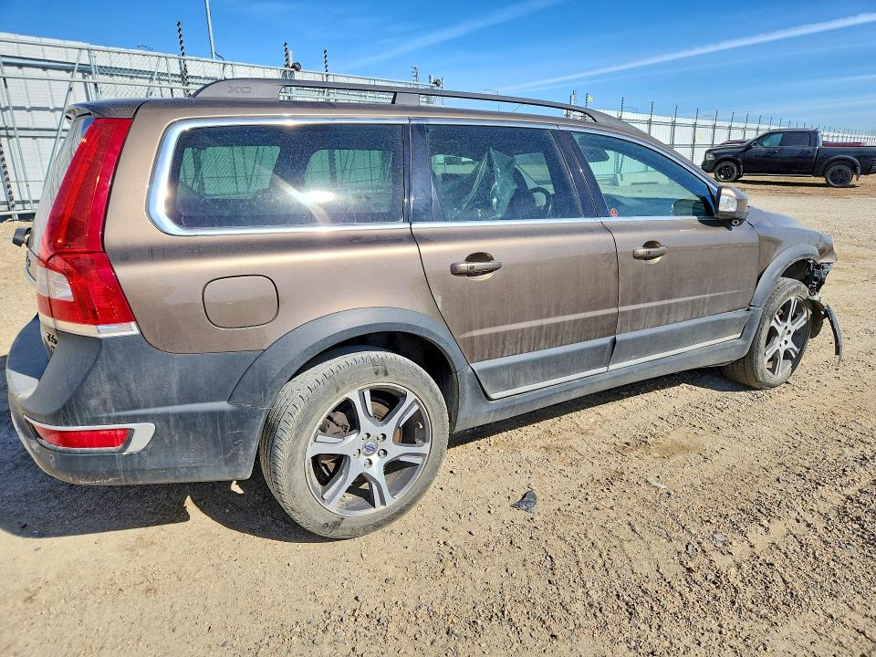 2015 Volvo Xc70 მანქანა იყიდება აუქციონზე, vin: YV4902NL2F1211318, აუქციონის ნომერი: 52527426