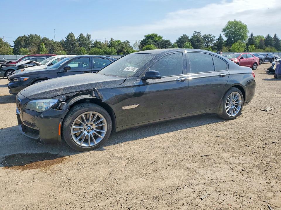 53431076 :رقم المزاد ، WBAYB6C59DD224032 vin ، 2013 Bmw 750 مزاد بيع