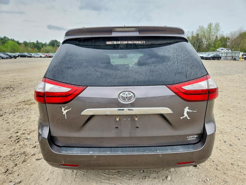 Продажа на аукционе авто 2017 Toyota Sienna, vin: 5TDDZ3DC9HS151621, номер лота: 52499206