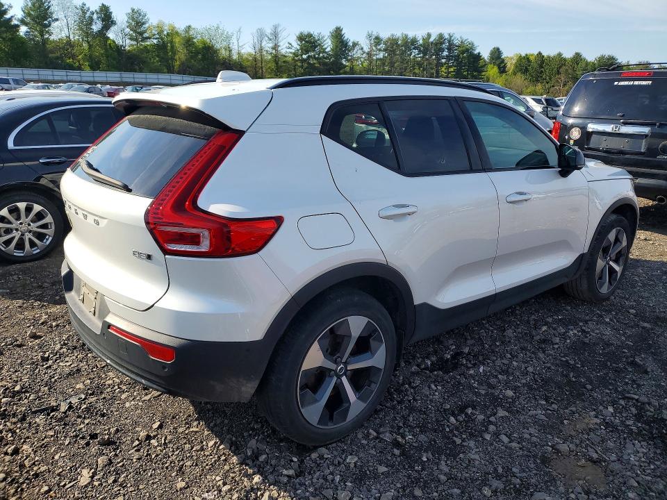 Продаж на аукціоні авто 2024 Volvo Xc40, vin: YV4L12UL8R2201427, номер лоту: 51363506