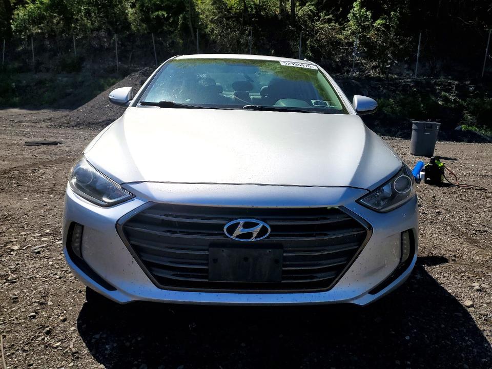 Aukcja sprzedaży 2017 Hyundai Elantra, vin: 5NPD84LF1HH003733, numer aukcji: 52996676
