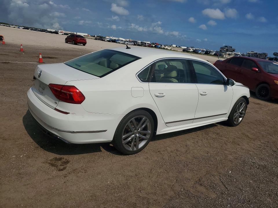 Продаж на аукціоні авто 2016 Volkswagen Passat, vin: 1VWAT7A37GC063860, номер лоту: 52236036