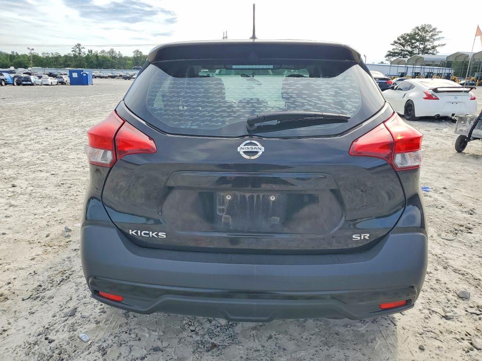 55215976 :رقم المزاد ، 3N1CP5CU2JL533821 vin ، 2018 Nissan Kicks مزاد بيع