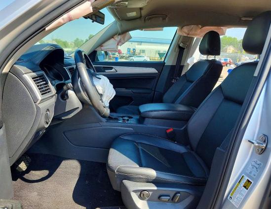53991076 :رقم المزاد ، 1V2KR2CA3JC537409 vin ، 2018 Volkswagen Atlas مزاد بيع