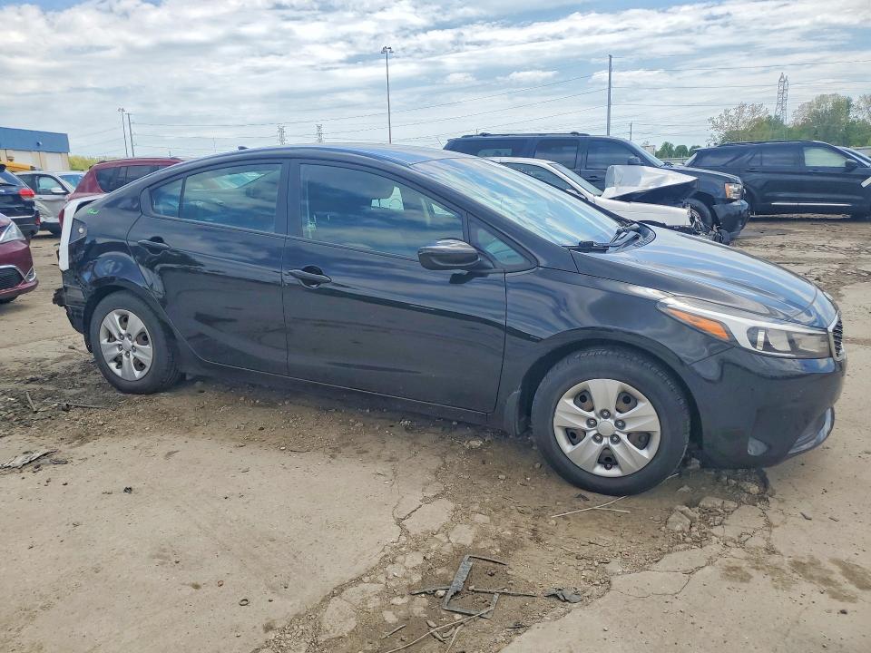 Продажа на аукционе авто 2018 Kia Forte, vin: 3KPFK4A7XJE270529, номер лота: 53080306