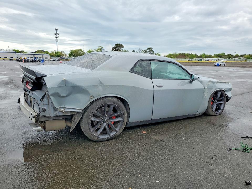 53950456 :رقم المزاد ، 2C3CDZBT8MH552073 vin ، 2021 Dodge Challenger مزاد بيع