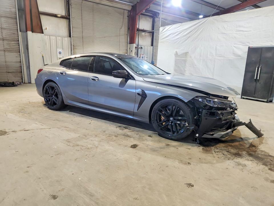 53098806 :رقم المزاد ، WBSGV0C05SCW14242 vin ، 2025 Bmw M8 مزاد بيع