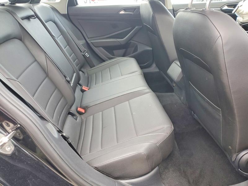 53212786 :رقم المزاد ، 3VWEM7BU6RM083427 vin ، 2024 Volkswagen Jetta مزاد بيع