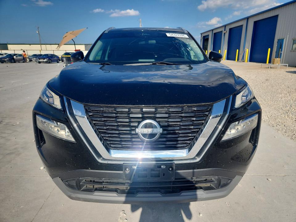 54324396 :رقم المزاد ، 5N1BT3BA4NC724170 vin ، 2022 Nissan Rogue مزاد بيع