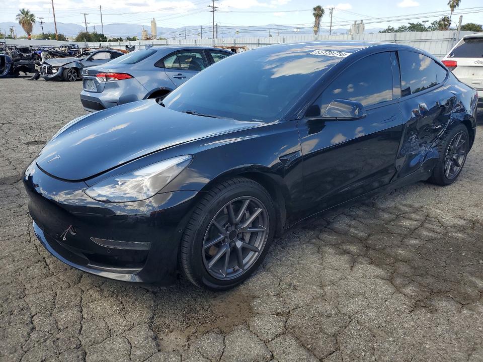 Продажа на аукционе авто 2021 Tesla Model 3, vin: 5YJ3E1EAXMF943011, номер лота: 55170776
