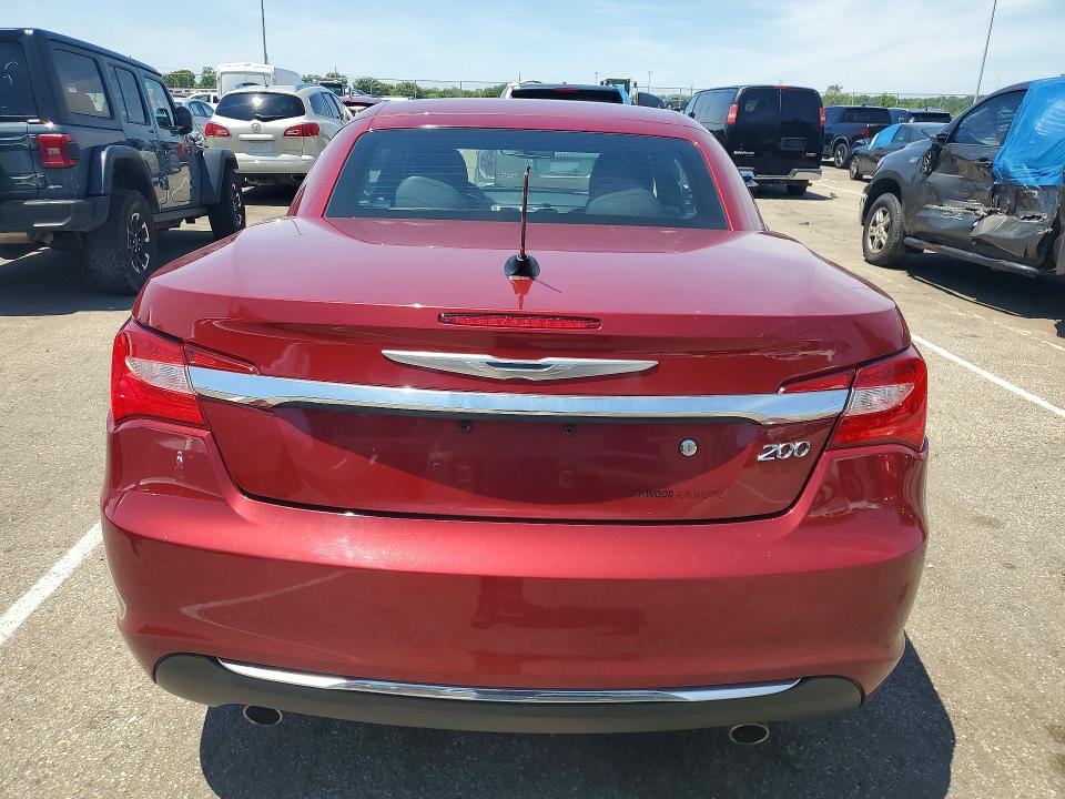 Продажа на аукционе авто 2014 Chrysler 200, vin: 1C3BCBFG6EN156672, номер лота: 55201356