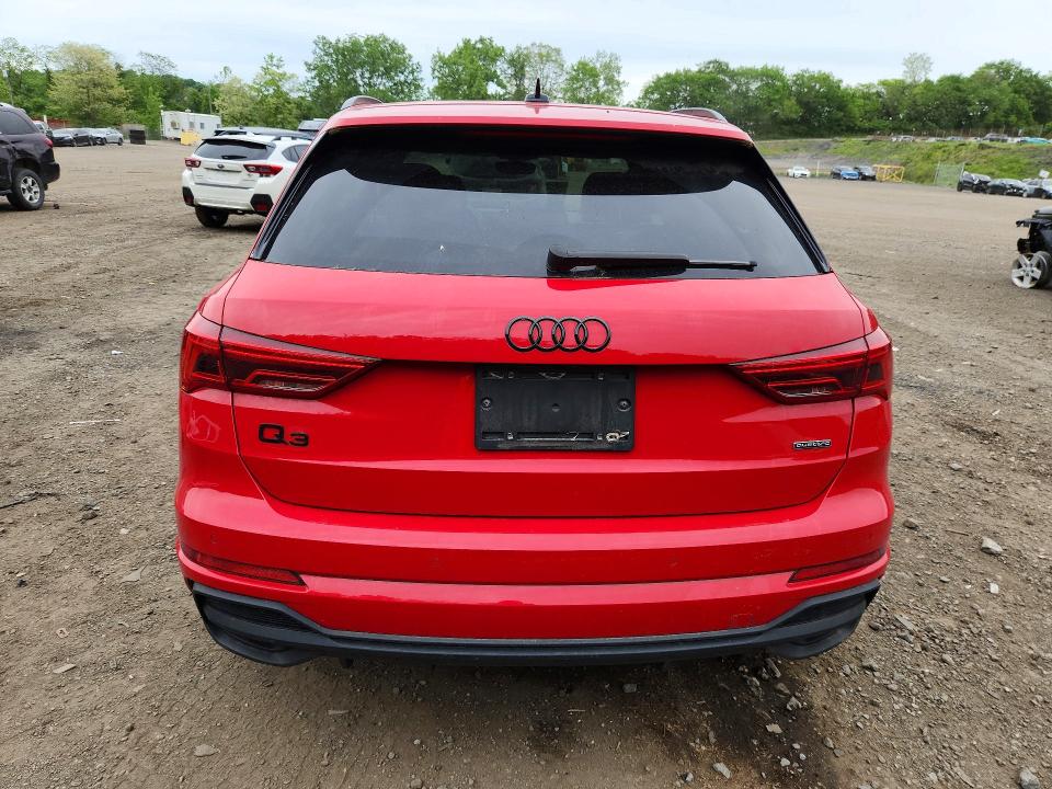 54017336 :رقم المزاد ، WA1EECF30P1050230 vin ، 2023 Audi Q3 مزاد بيع