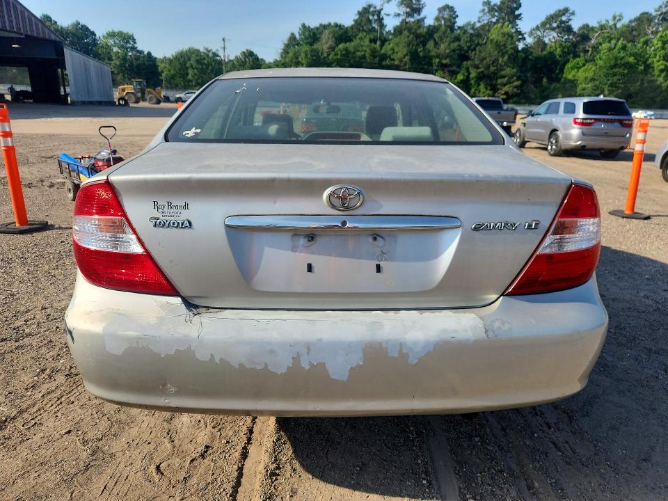 53624336 :رقم المزاد ، 4T1BE32K23U215348 vin ، 2003 Toyota Camry مزاد بيع