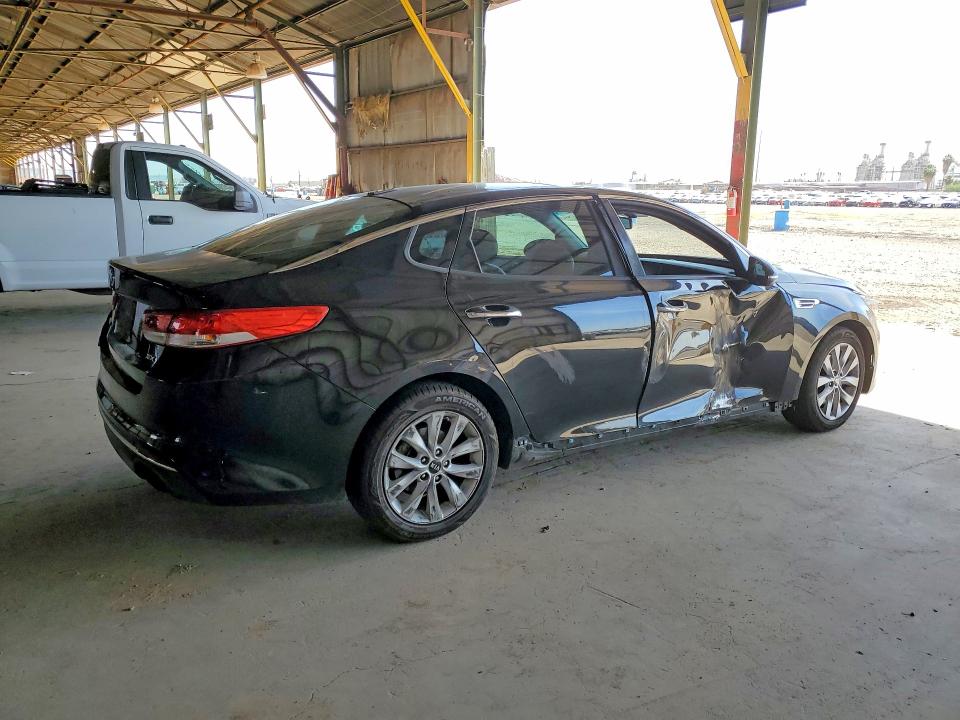2016 Kia Optima მანქანა იყიდება აუქციონზე, vin: 5XXGU4L3XGG047822, აუქციონის ნომერი: 53127286