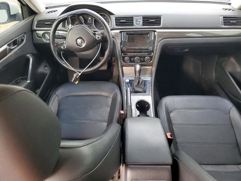 Продажа на аукционе авто 2017 Volkswagen Passat, vin: 1VWBT7A35HC062406, номер лота: 53123176