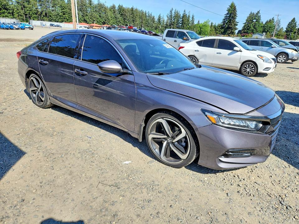 Продаж на аукціоні авто 2018 Honda Accord, vin: 1HGCV2F32JA048852, номер лоту: 54456416