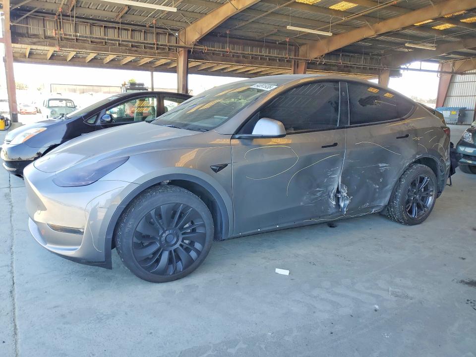 Продаж на аукціоні авто 2024 Tesla Model Y, vin: 7SAYGAEE1RF127897, номер лоту: 54091936
