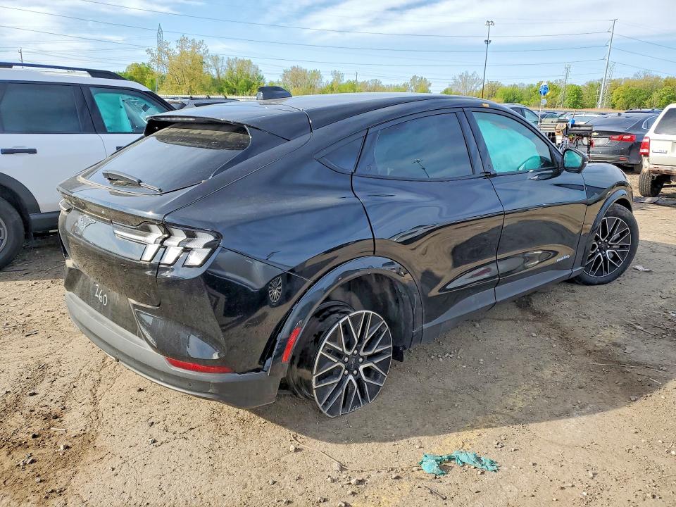 2025 Ford Mustang Mach-e მანქანა იყიდება აუქციონზე, vin: 3FMTK3SUXSMA05260, აუქციონის ნომერი: 53168076