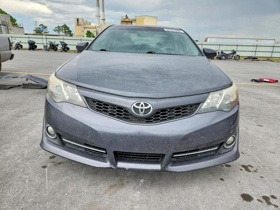 53791596 :رقم المزاد ، 4T1BF1FK7CU052515 vin ، 2012 Toyota Camry مزاد بيع